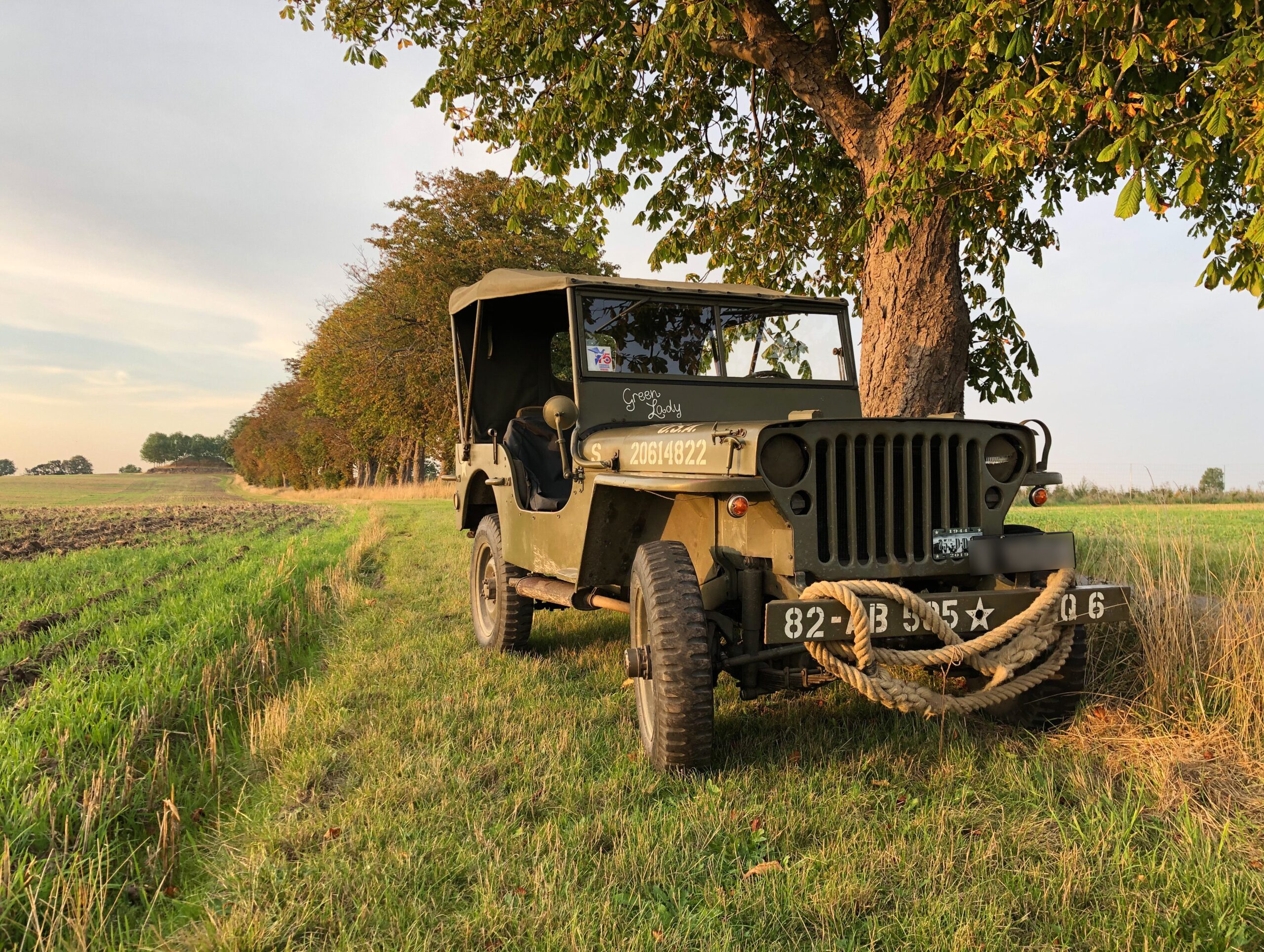 Konfirmations og bryllups kørsel i jeep anden verdenskrig